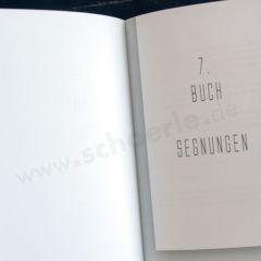Mit wunderschönen und sinnlichen Texten, die zur Wandlung in einem selbst beitragen.